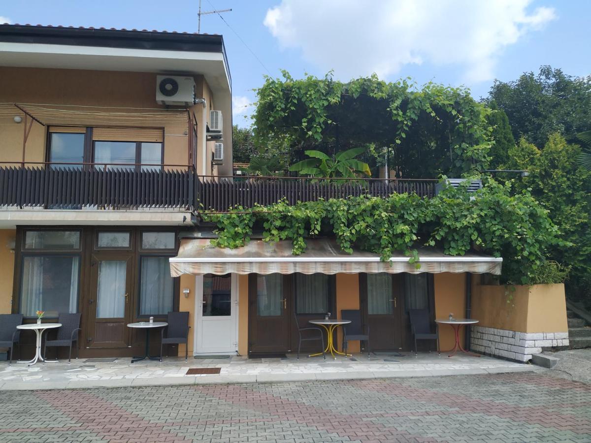 Accomodation Pertout نوفا جوريكا المظهر الخارجي الصورة