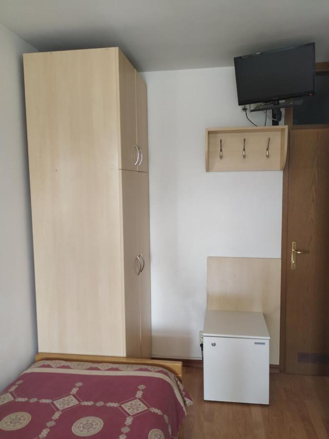 Accomodation Pertout نوفا جوريكا المظهر الخارجي الصورة