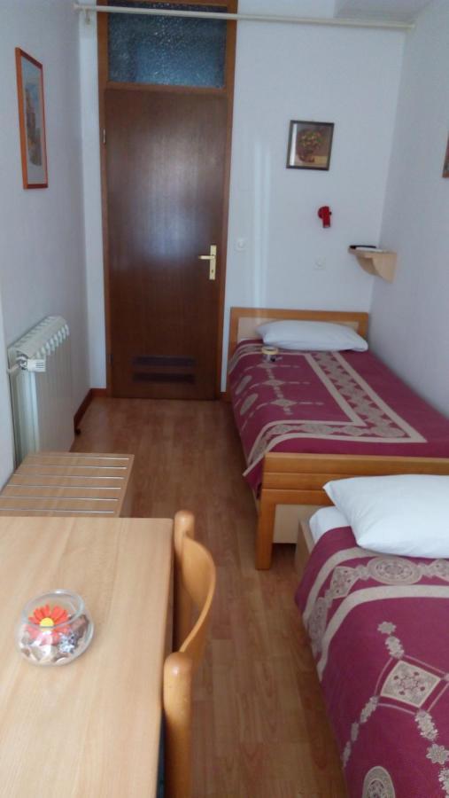 Accomodation Pertout نوفا جوريكا المظهر الخارجي الصورة